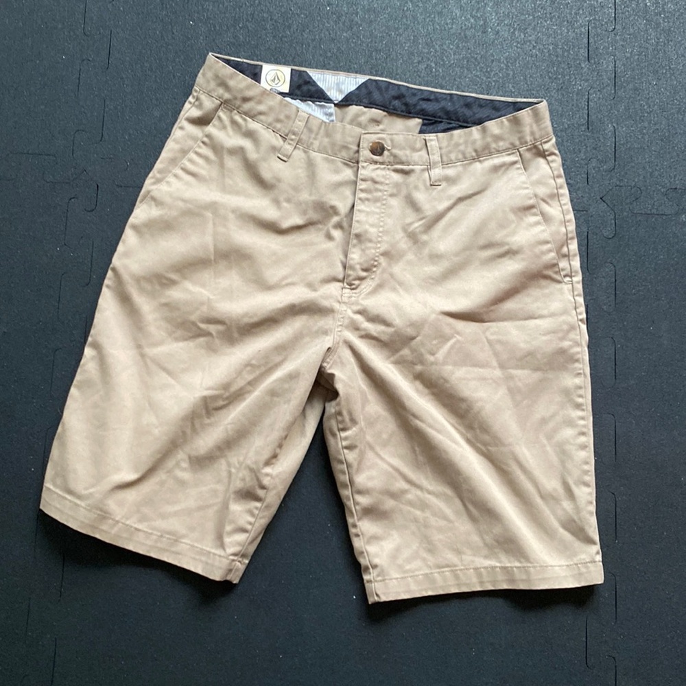 Volcom Shorts - size 33